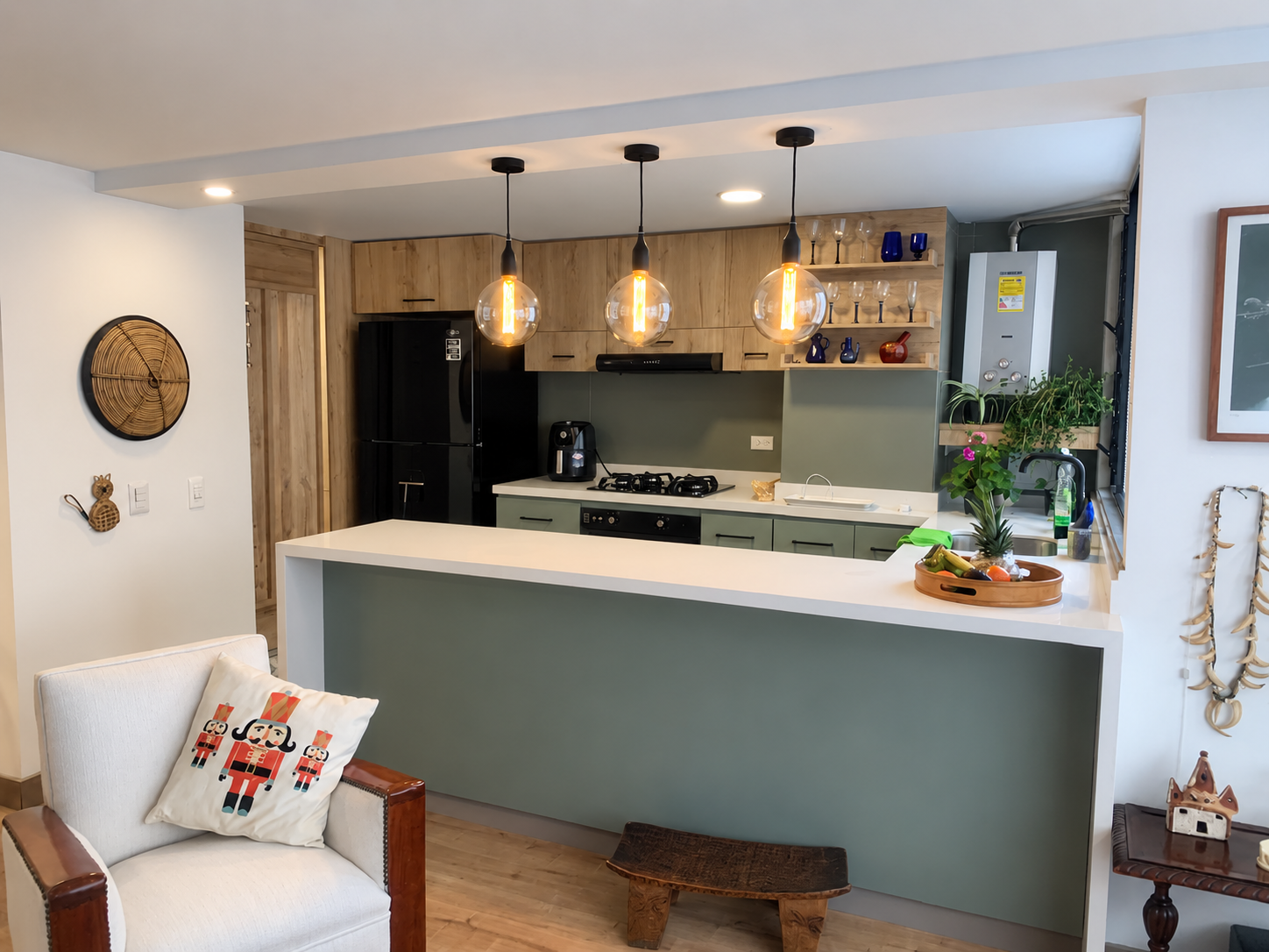 Cocina del apartamento 11-303 Colina Campestre